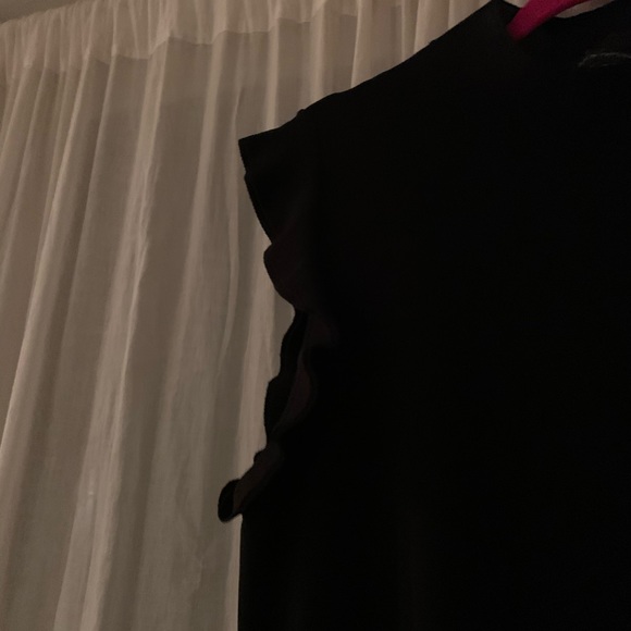 Black high neck tank top - Picture 2 of 5